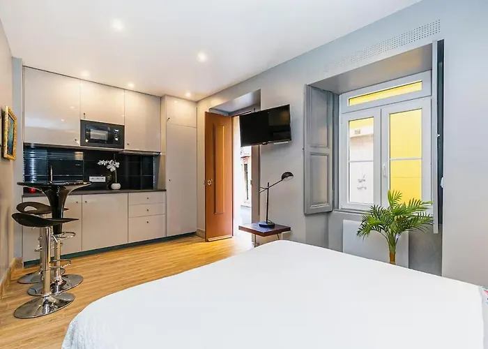 Typical Mouraria By Hosty شقة *