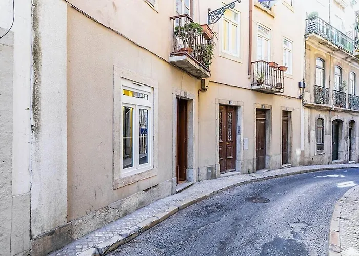 Typical Mouraria By Hosty * Lisboa